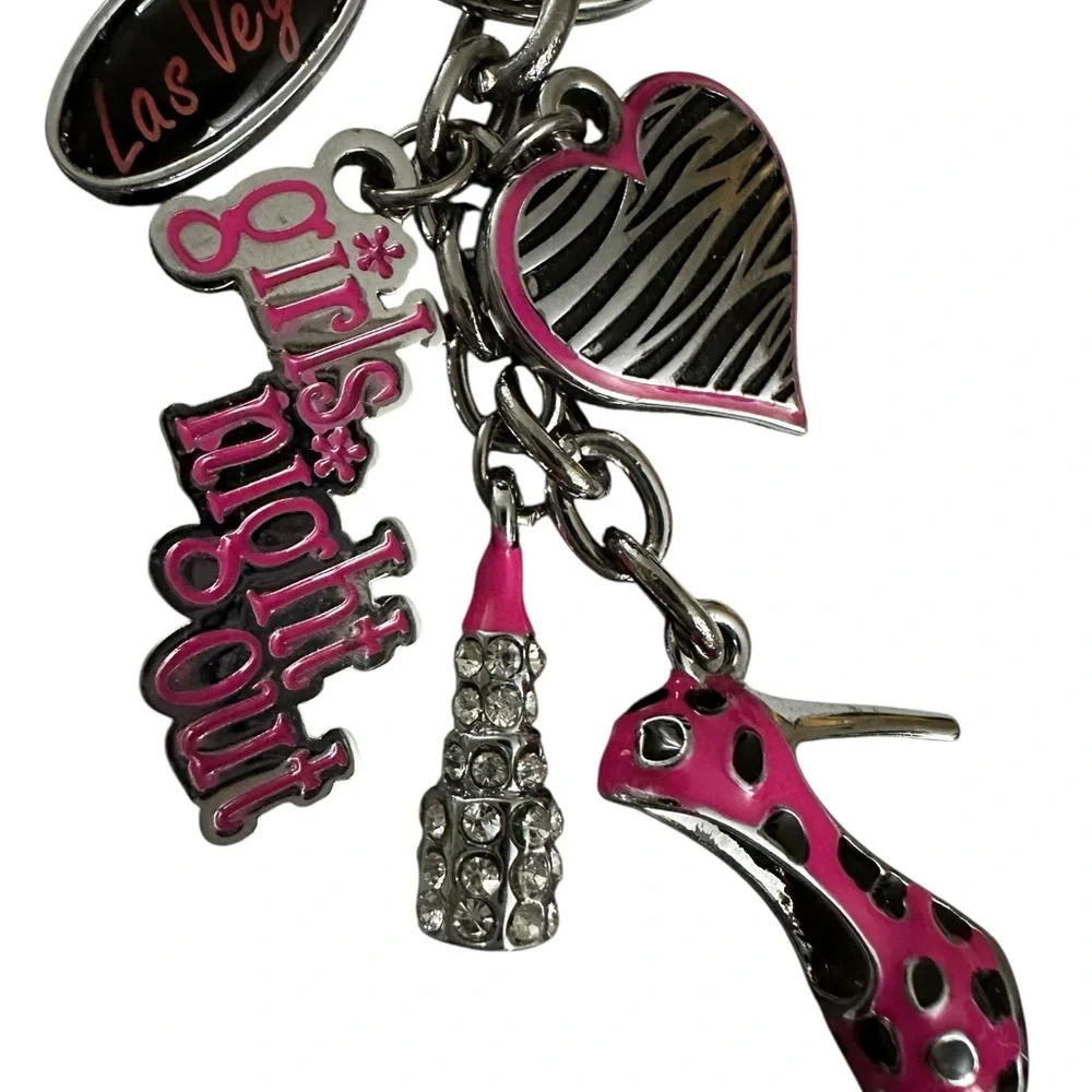 Las Vegas Girls Night Out key chain Silver tone Heart/Heel/Lipstick